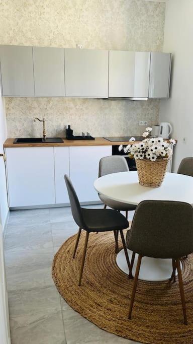 Modernes Design Apartment Wina Bagian luar foto